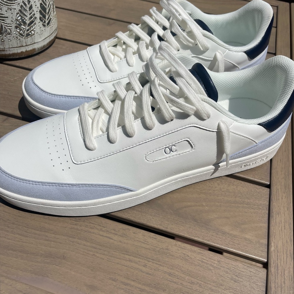 Oliver Cabell Men's White and Blue Sneakers